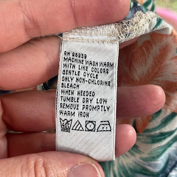 Izod Club International Tour Men's Vintage Hawaiian Button Down Shirt Size L - Picture 6 of 7